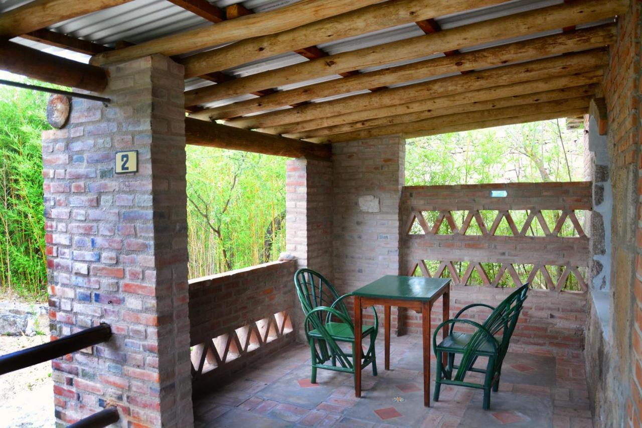 La Toma Complejo De Montana - Cabanas Y Habitaciones En Hosteria Mina Clavero Exterior photo