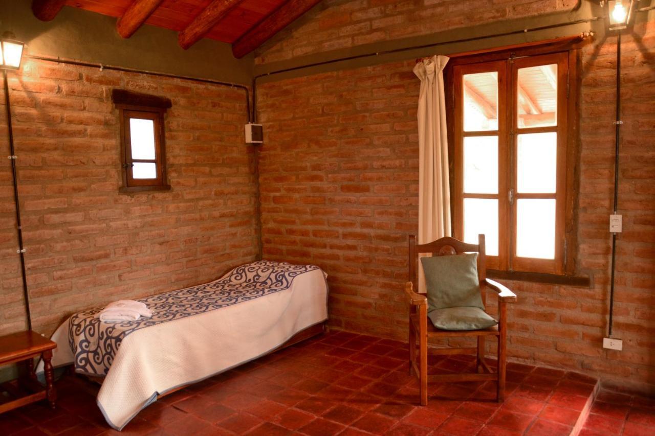 La Toma Complejo De Montana - Cabanas Y Habitaciones En Hosteria Mina Clavero Exterior photo
