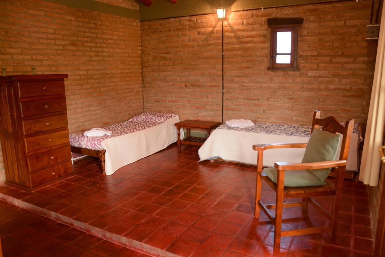 La Toma Complejo De Montana - Cabanas Y Habitaciones En Hosteria Mina Clavero Exterior photo
